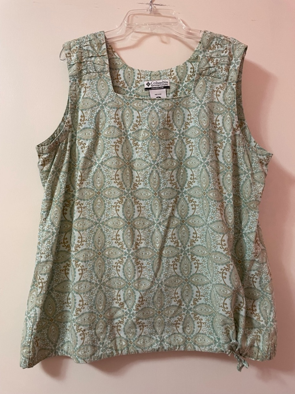 Columbia patterned tank top blouse